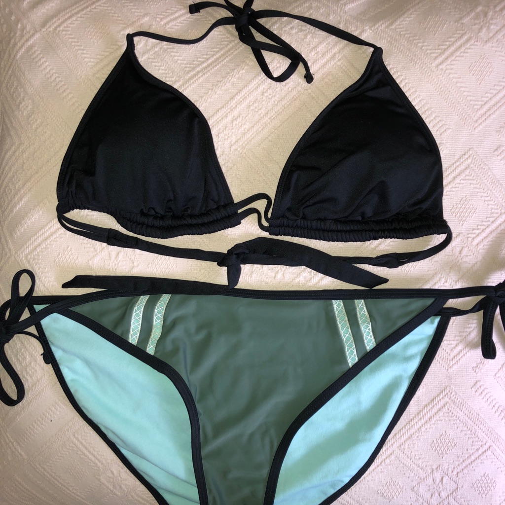 String Bikini!